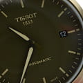 Tissot T1164073709100 мужские часы застежка крупным планом