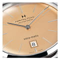 Hamilton Hamilton American Classic Intra-Matic Auto H38455501 механические мужские часы часы крупный план желтый циферблата