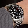 Certina Certina DS Action C013.407.11.051.00,  швейцария мужские часы на браслете нержавеющая сталь боковой вид