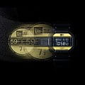Casio Casio G-Shock DW-5600NE-1 мужские часы желтый циферблат на запястье