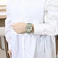 Casio Casio G-Shock GMA-S120GS-3ADR (GMA-S120GS-3A) электронные женские часы часы крупный план зеленый циферблата