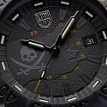 Luminox Luminox Pirates 3050 Series - Limited Edition XS.3051.PIR.LE , наручные мужские часы фото под углом