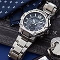 Casio GST-B300SD-1AER мужские часы застежка крупным планом