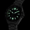 TAG Heuer TAG Heuer Formula 1 WAZ2011.BA0842 механические мужские часы часы крупный план черный циферблата