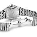 Breitling Breitling Chronomat Automatic GMT 40 A32398A11L1A1 механические мужские часы часы крупный план зеленый циферблата
