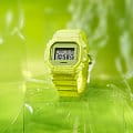 Casio DW-5600GL-9 мужские часы застежка крупным планом