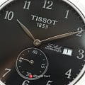 Tissot T0064281105200 мужские часы застежка крупным планом