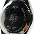 Tissot T1019101103100 наручные женские часы застежка крупным планом
