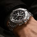 Breitling Breitling Avenger B01 Chronograph 44 AB0147101B1A1 , наручные мужские часы фото под углом