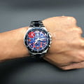 Casio EFR-564TR-2AER мужские часы застежка крупным планом