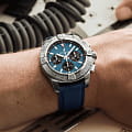 Оригинальные часы Breitling Breitling Avenger B01 Chronograph 44 AB0147101C1X1 механические калибр механизма мануфактурный механизм breitling caliber b01 общий вид